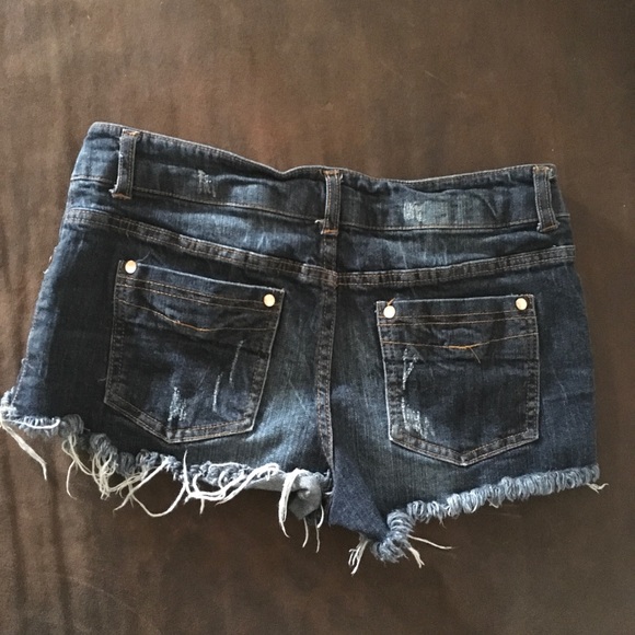 Jean shorts - Picture 2 of 3
